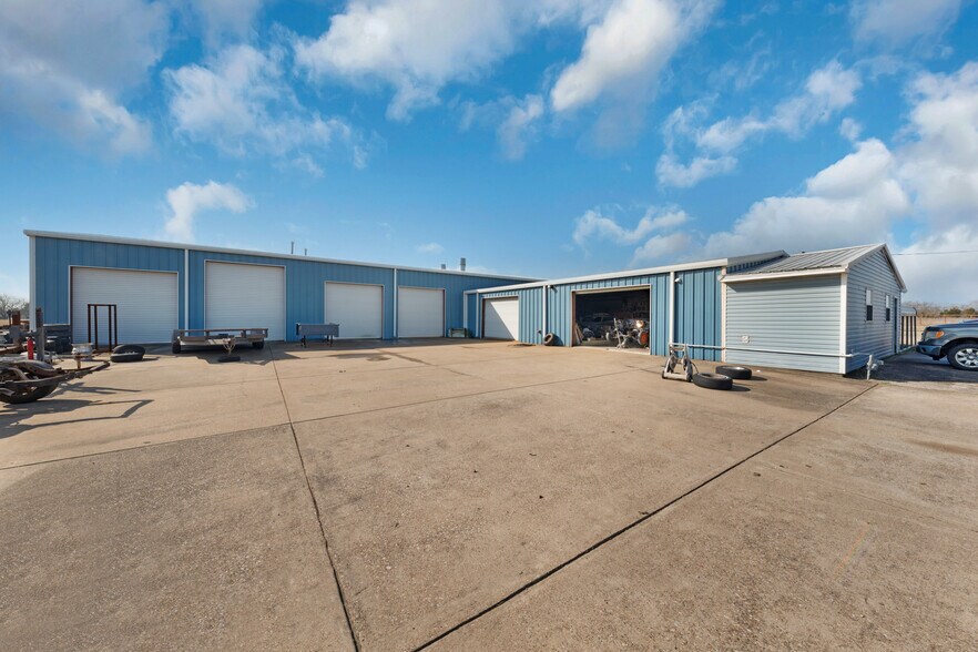3224 Goodnight Blvd, Wills Point, TX à vendre - Photo principale - Image 1 de 13
