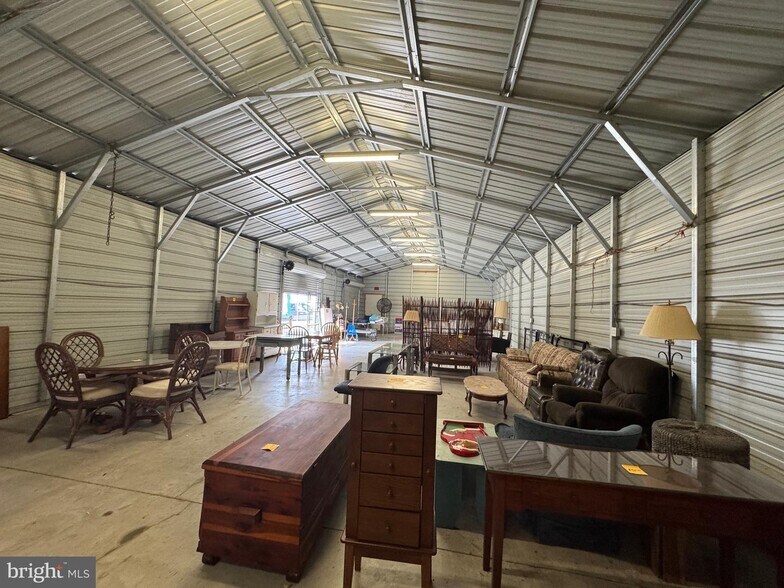 8244 Cumberland rd, Springfield, WV à vendre - Photo du bâtiment - Image 3 de 20