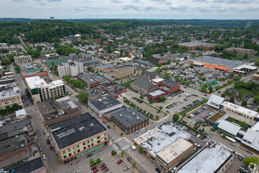 6023-6033 Broad St, Pittsburgh, PA à louer - Aérien - Image 2 de 3