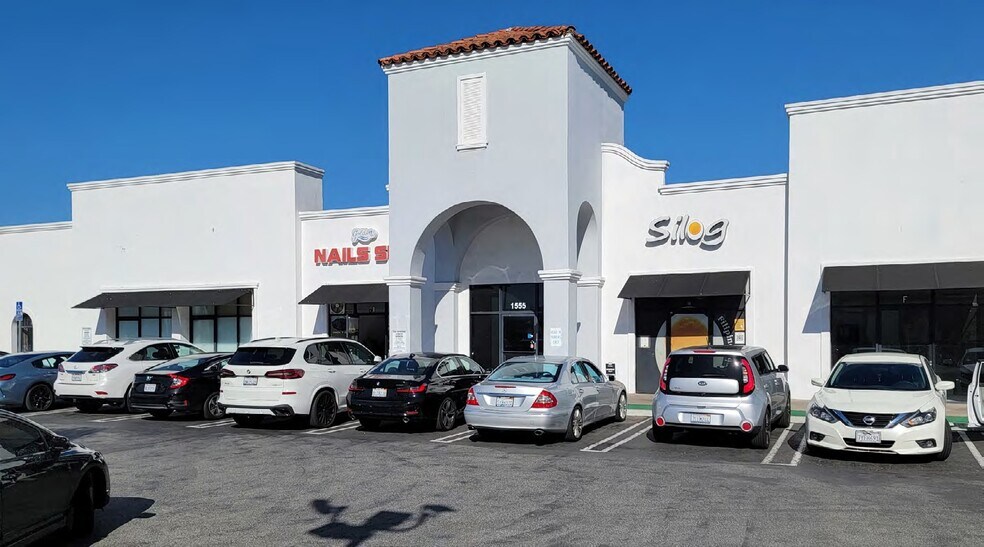 1585 Sepulveda Blvd, Torrance, CA à louer - Photo du bâtiment - Image 3 de 9