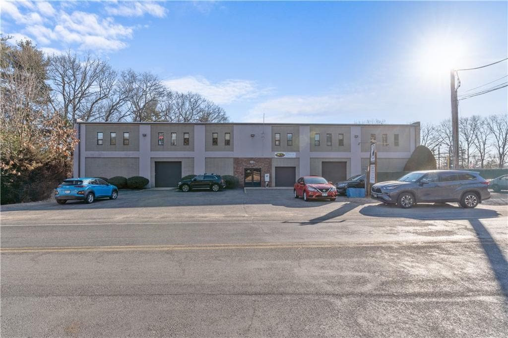 220 Old Baptist Rd, North Kingstown, RI for lease Primary Photo- Image 1 of 10