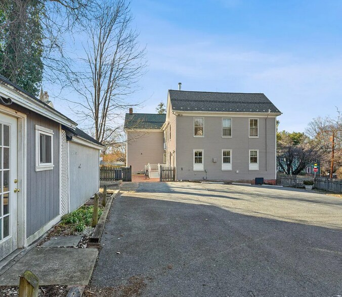 3447 Buckeystown Pike, Buckeystown, MD à louer - Photo du bâtiment - Image 3 de 4