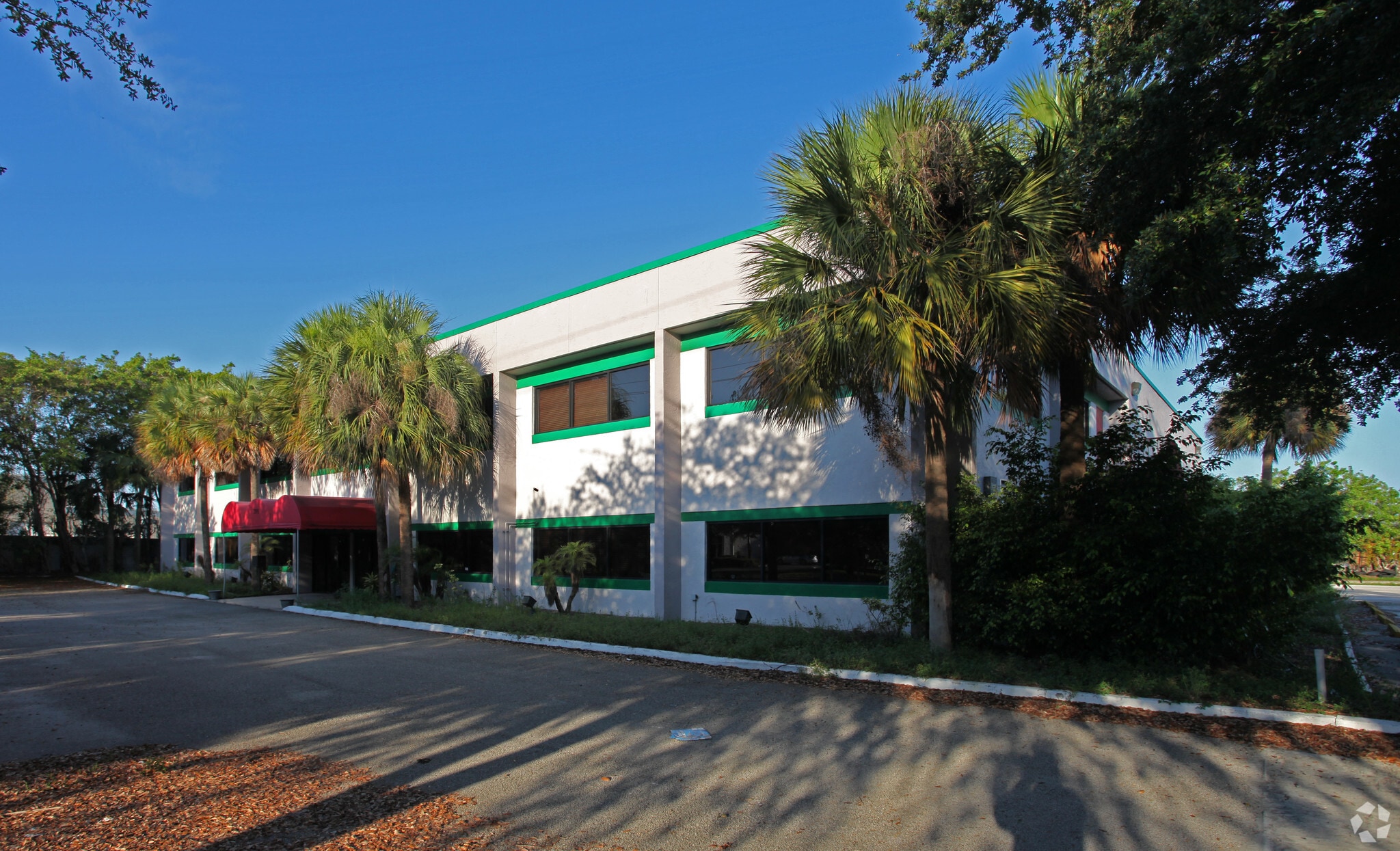 2095 N Andrews Ave, Pompano Beach, FL for lease Primary Photo- Image 1 of 30