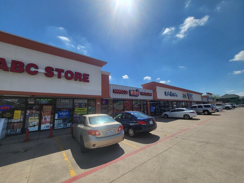 2801 Hemphill St, Fort Worth, TX à louer - Photo du bâtiment - Image 2 de 4