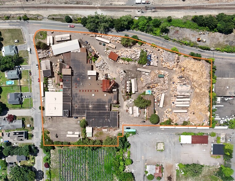 14 E Union St, Brockton, MA for sale - Primary Photo - Image 1 of 5