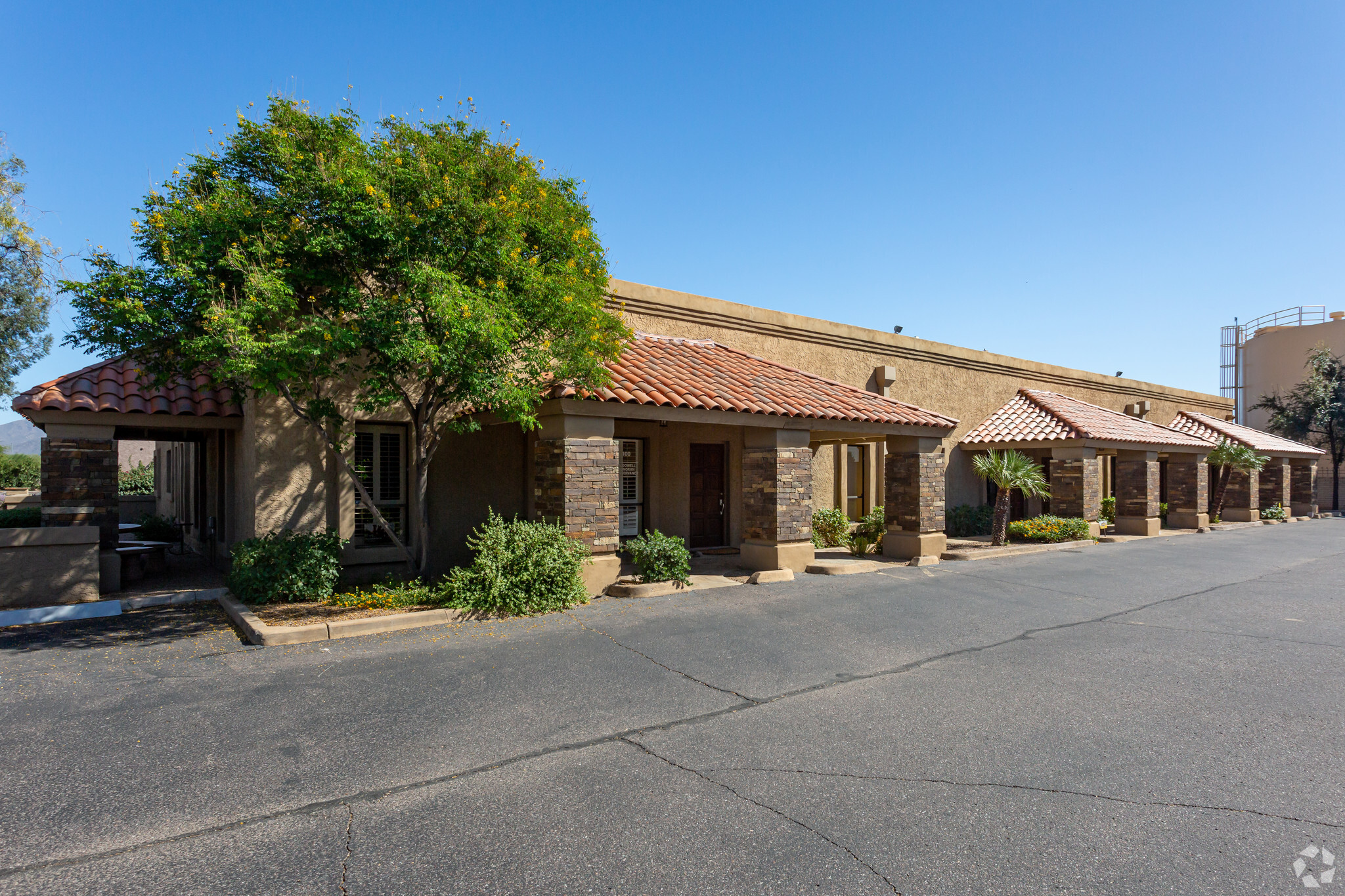 7729 E Greenway Rd, Scottsdale, AZ à vendre Photo principale- Image 1 de 1