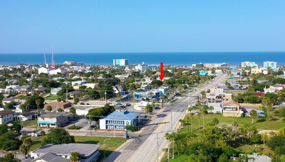 301-305 E International Speedway Blvd, Daytona Beach, FL à vendre - Photo du bâtiment - Image 2 de 9