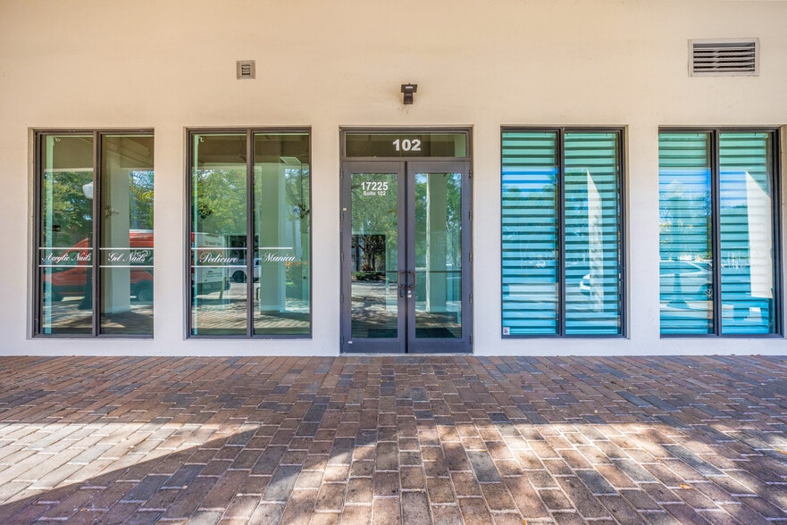 17225 S Dixie Hwy, Palmetto Bay, FL à louer - Photo du bâtiment - Image 2 de 27