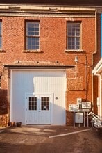 11 School St, Watkinsville, GA à louer Photo intérieure- Image 1 de 8