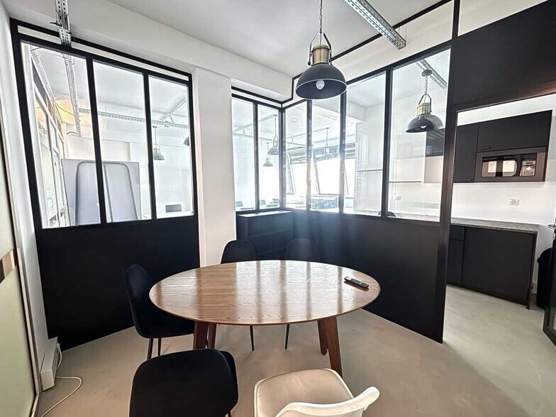 30/32 Rue De Paradis, Paris for lease - Building Photo - Image 3 of 6