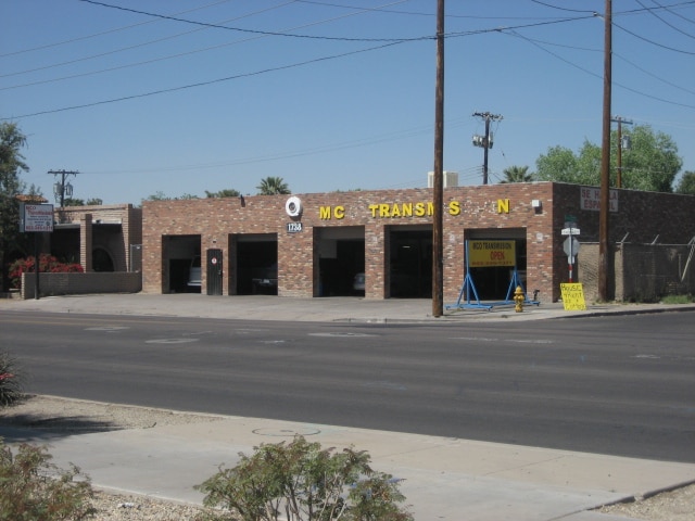1738 E Thomas Rd, Phoenix, AZ à vendre - Photo du bâtiment - Image 2 de 13