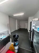 30 Frogmore St, Abergavenny for lease Interior Photo- Image 2 of 4