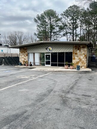 More details for 3597 Lawrenceville Hwy, Tucker, GA - Retail for Sale
