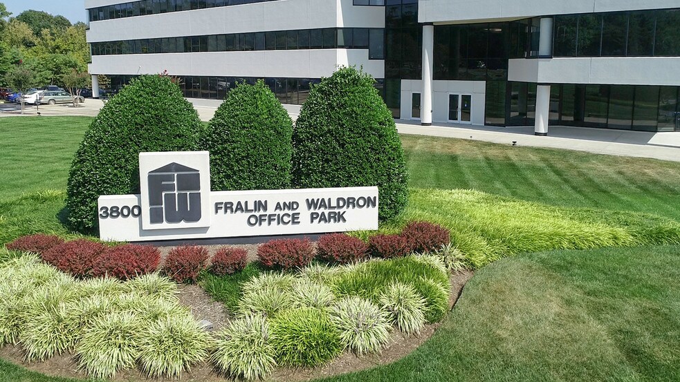 3800 Electric Rd, Roanoke, VA à louer - Photo du bâtiment - Image 3 de 6