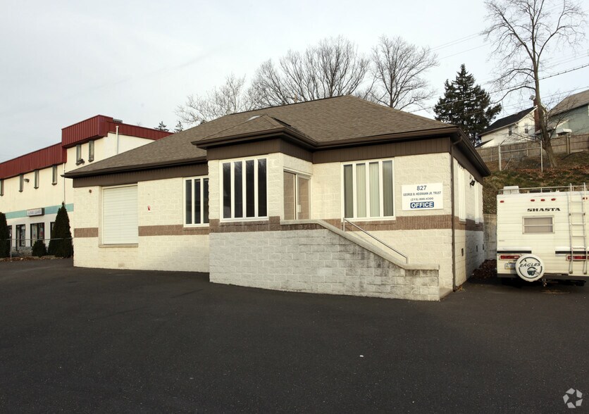 827 Glenside Ave, Wyncote, PA à vendre - Photo du bâtiment - Image 3 de 5