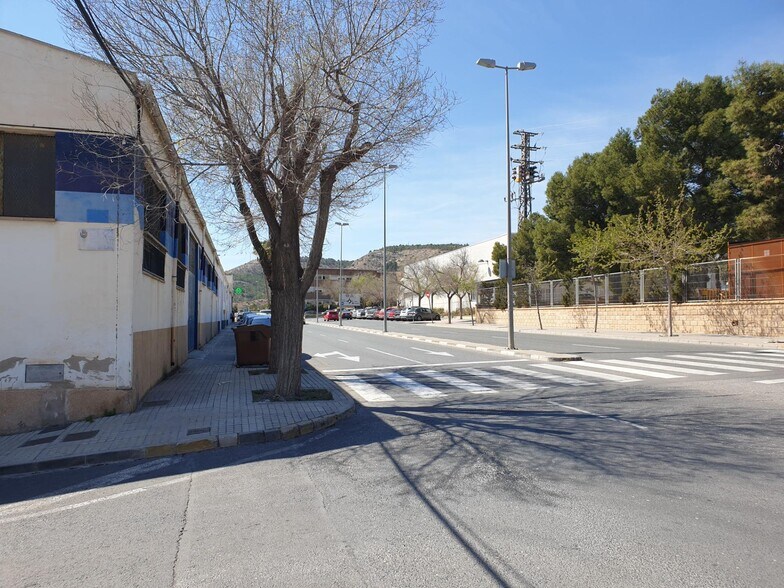 Industrial in Elda, Alicante for sale - Building Photo - Image 3 of 4