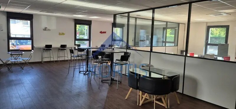 24 Boulevard Jules Ferry, Bourg-en-Bresse for lease - Building Photo - Image 3 of 10