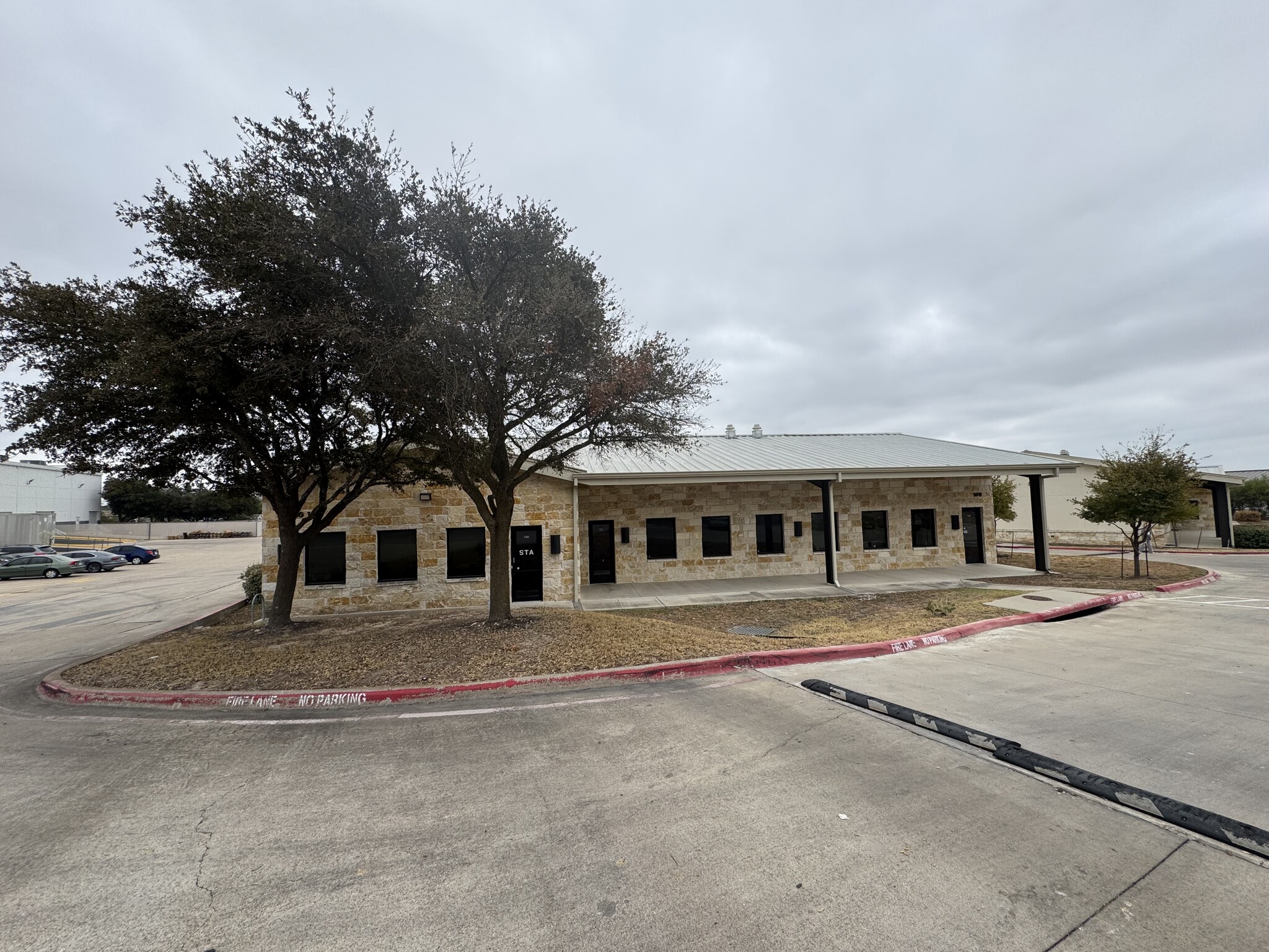 1011 S Heatherwilde Blvd, Pflugerville, TX for lease Building Photo- Image 1 of 6