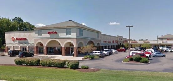 1840 Town Park Blvd, Uniontown, OH à louer - Photo du bâtiment - Image 2 de 6