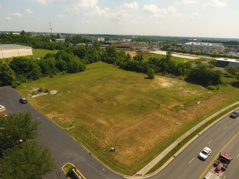 11551 Plantside Dr, Louisville, KY for sale - Primary Photo - Image 1 of 1