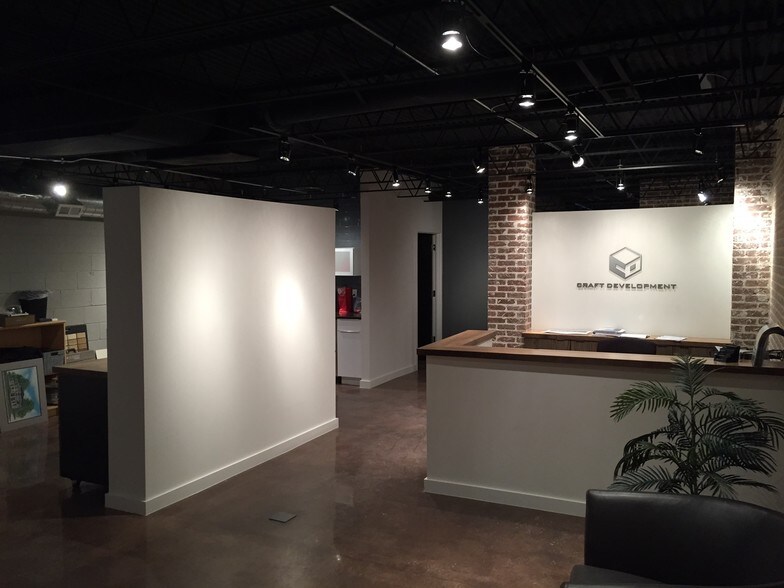 3141-3149 S Broadway, Englewood, CO à louer - Photo du bâtiment - Image 2 de 38