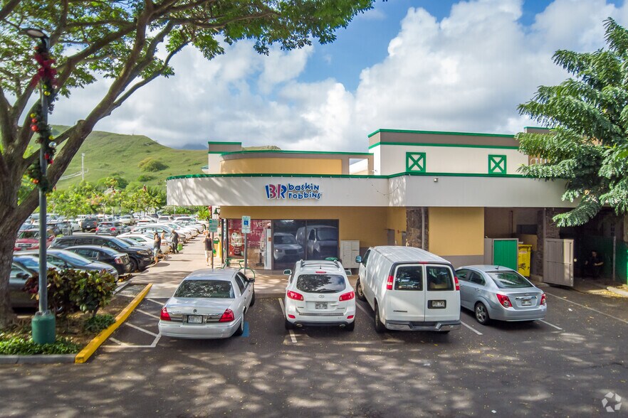 108 Hekili St, Kailua, HI à louer - Photo du bâtiment - Image 2 de 4
