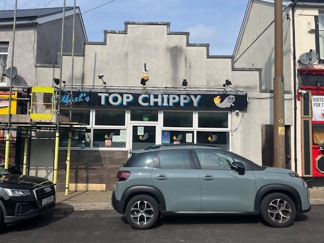 18a High St, Gilfach Goch à vendre - Photo principale - Image 1 de 1