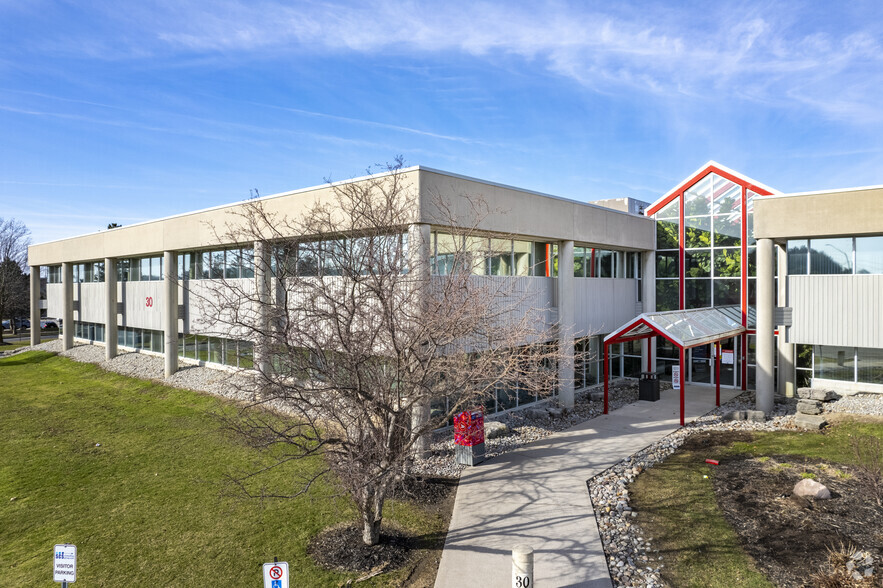 30 Centurian Dr, Markham, ON à louer - Photo principale - Image 1 de 6