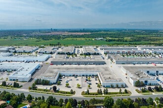 3300 Ridgeway Dr, Mississauga, ON - Aerial  map view