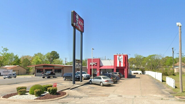 More details for 320 S Main St, Nashville, AR - Retail for Lease