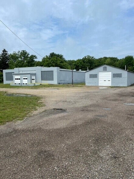 5250 Saint Joseph Ave, Stevensville, MI for lease - Building Photo - Image 1 of 6