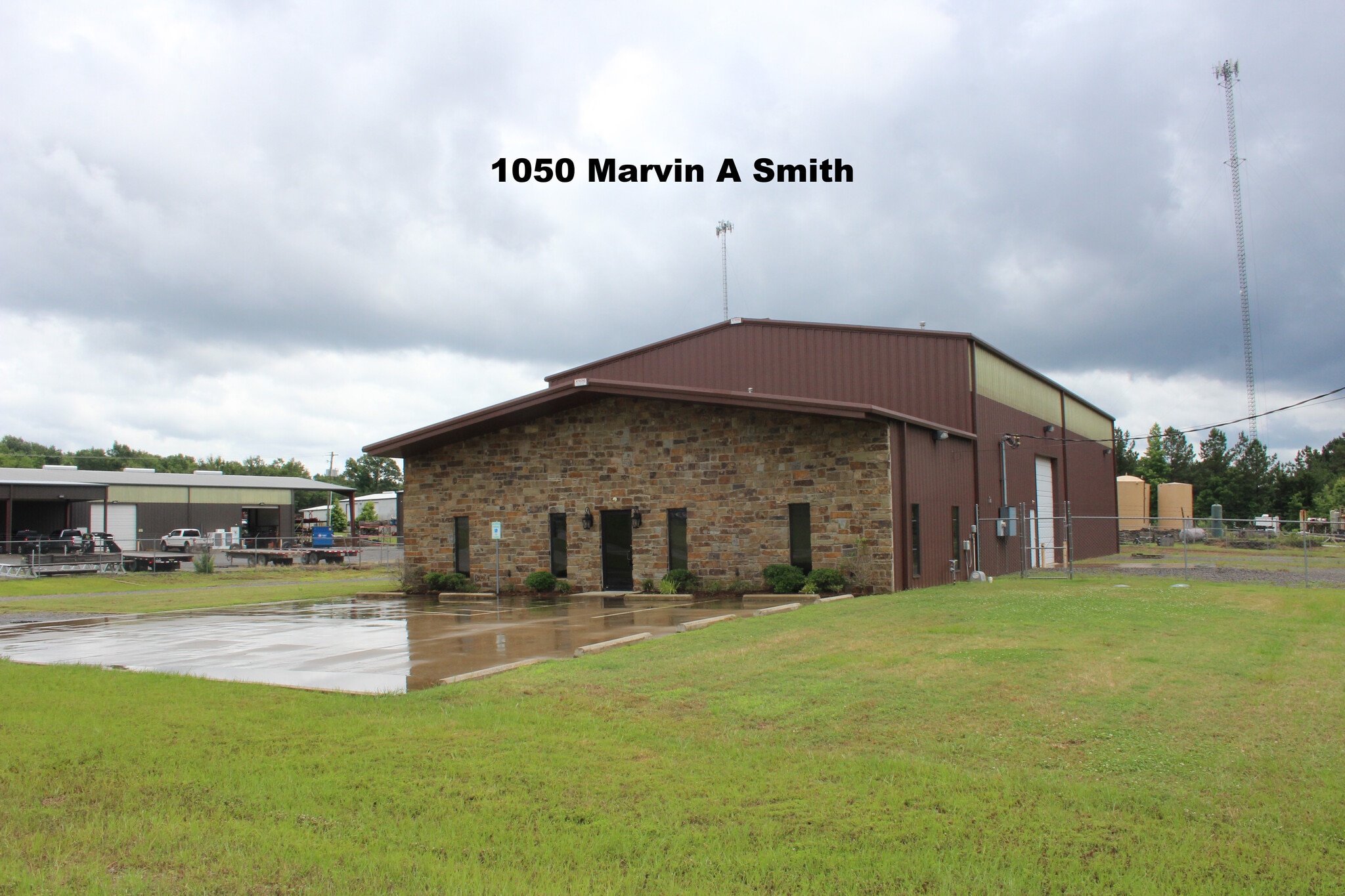 175 Marvin A Smith Rd, Kilgore, TX à louer Photo du bâtiment- Image 1 de 14