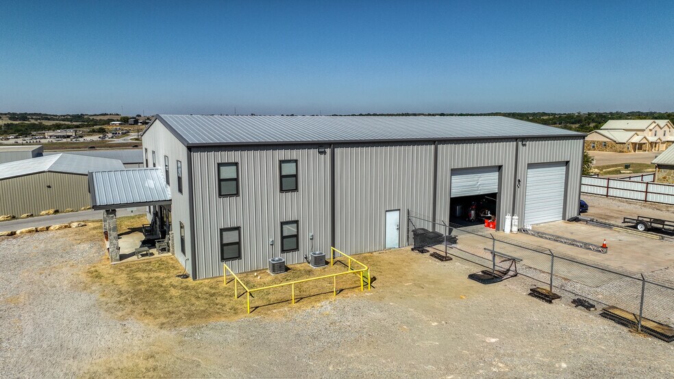 125 Winners Cir, Weatherford, TX à vendre - Photo principale - Image 1 de 32