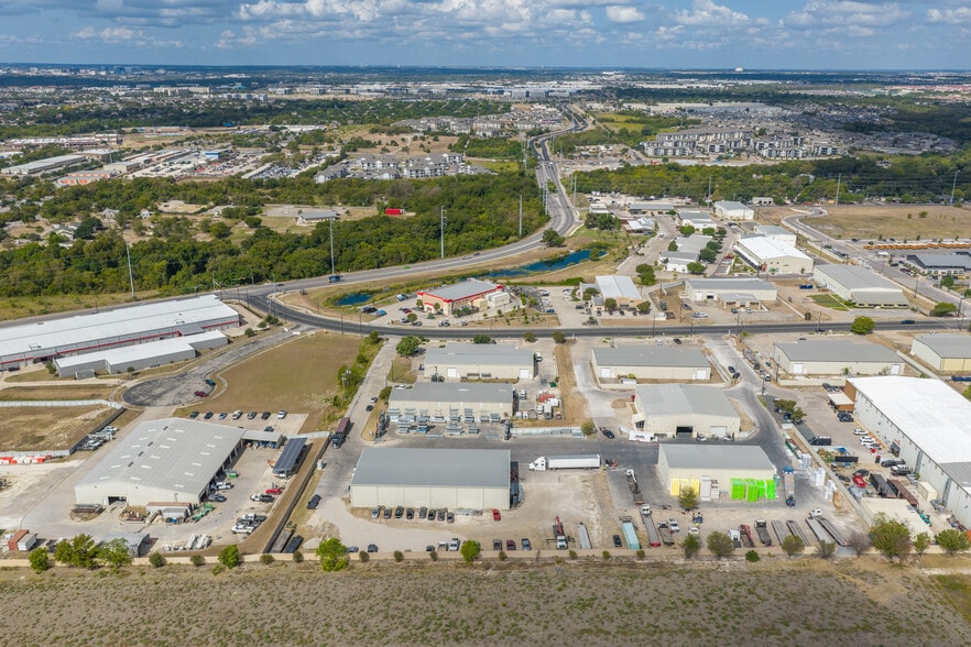 13405 Immanuel Rd, Pflugerville, TX for lease - Building Photo - Image 3 of 13