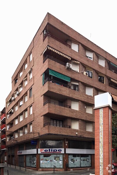 Calle Santa Leocadia, 3, Talavera de la Reina, Toledo à vendre - Photo du bâtiment - Image 2 de 2