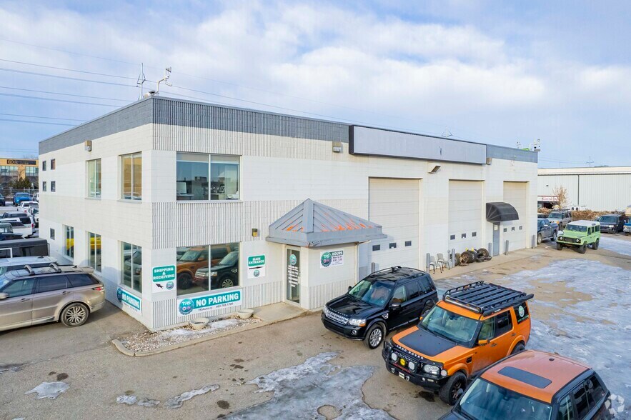 5035 12A St SE, Calgary, AB à vendre - Photo principale - Image 1 de 1