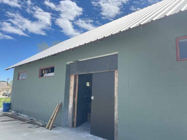 630 18th st, Baton Rouge, LA à vendre - Photo du bâtiment - Image 3 de 12