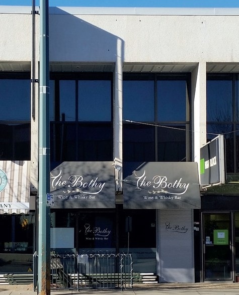 10122 124th St, Edmonton, AB for lease - Building Photo - Image 2 of 6