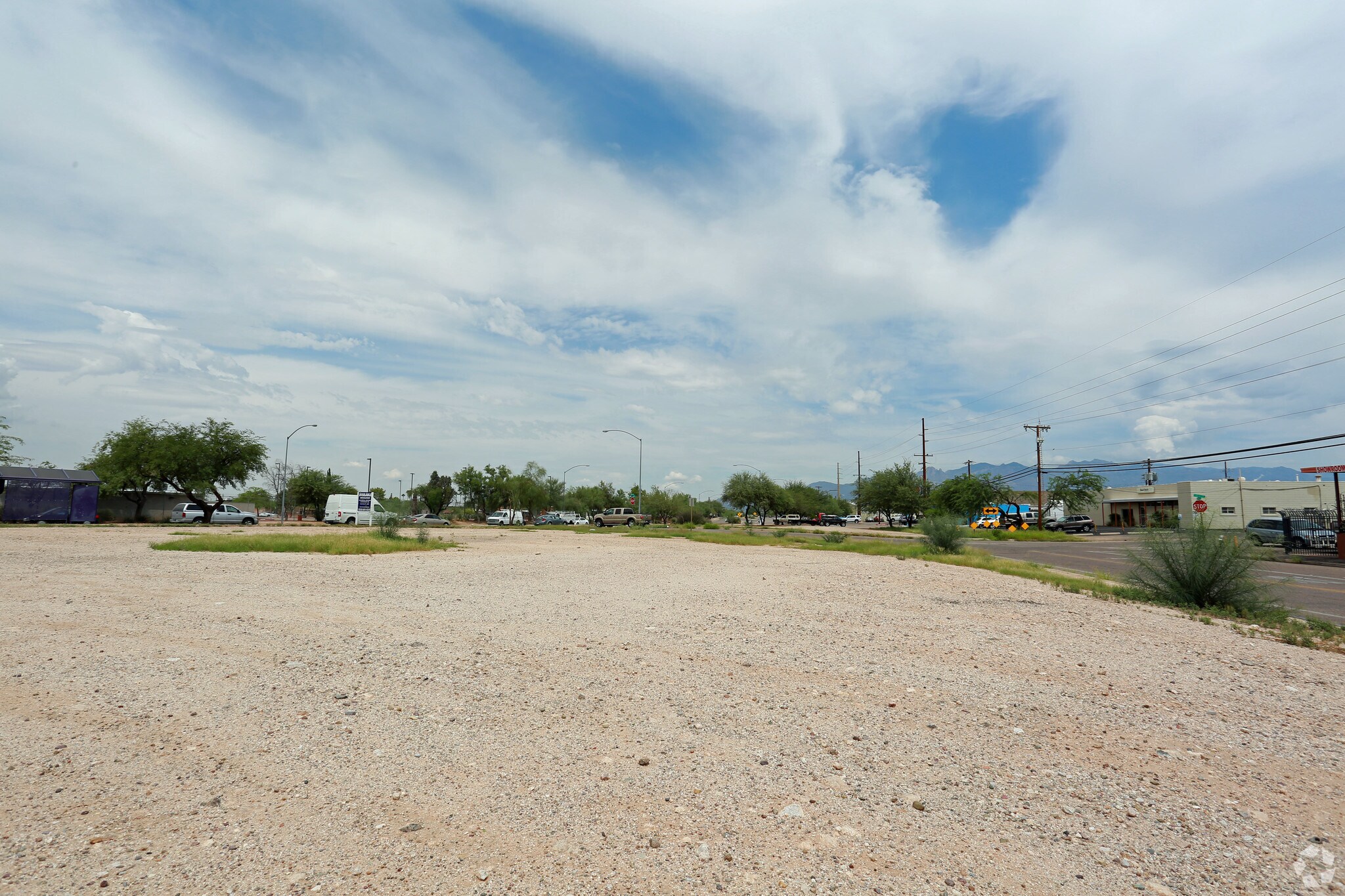 365 S Kino Pky, Tucson, AZ for lease Primary Photo- Image 1 of 6