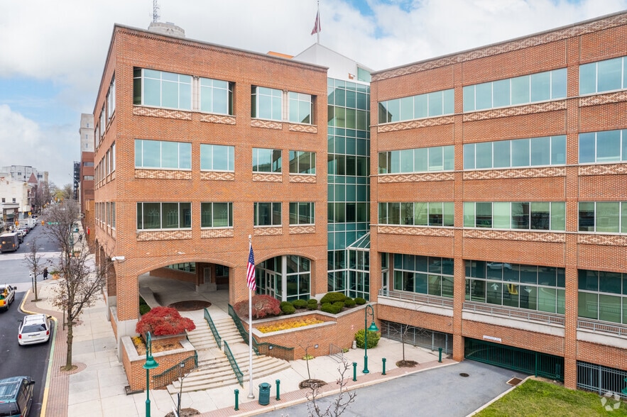 600 Penn St, Reading, PA à louer - Photo du bâtiment - Image 3 de 7