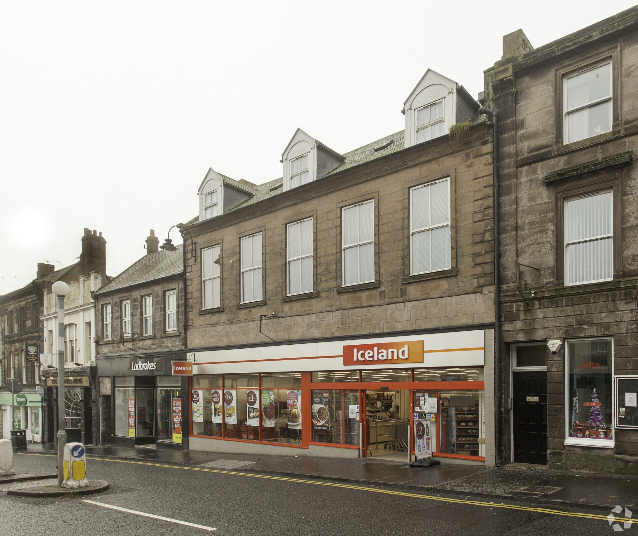 119-125 Marygate, Berwick Upon Tweed for lease Primary Photo- Image 1 of 6