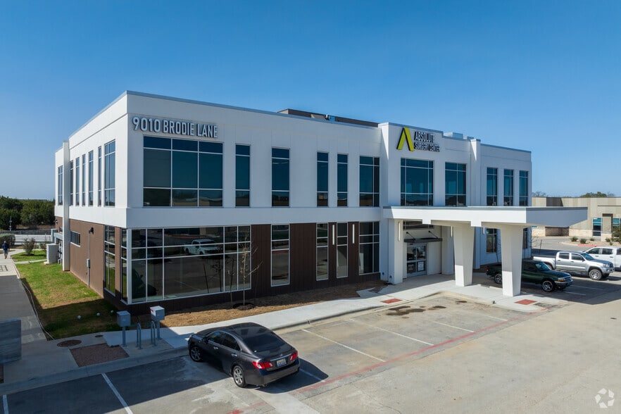 9010 Brodie Ln, Austin, TX for lease - Primary Photo - Image 1 of 7