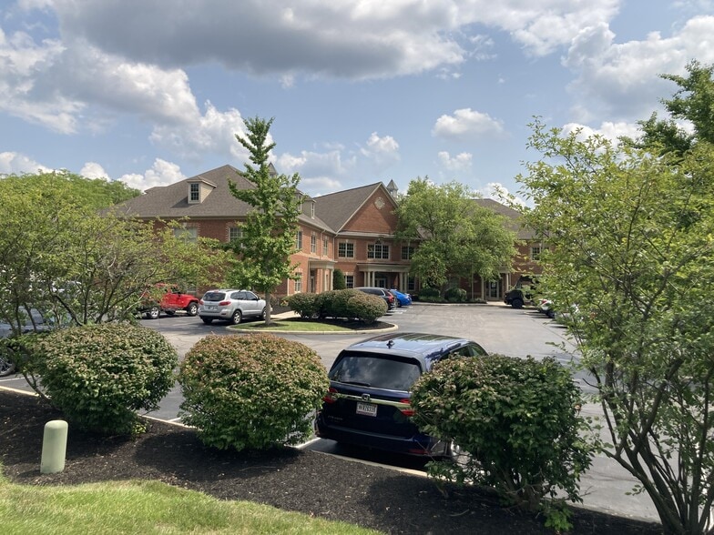 13590 N Meridian St, Carmel, IN for lease - Building Photo - Image 2 of 16