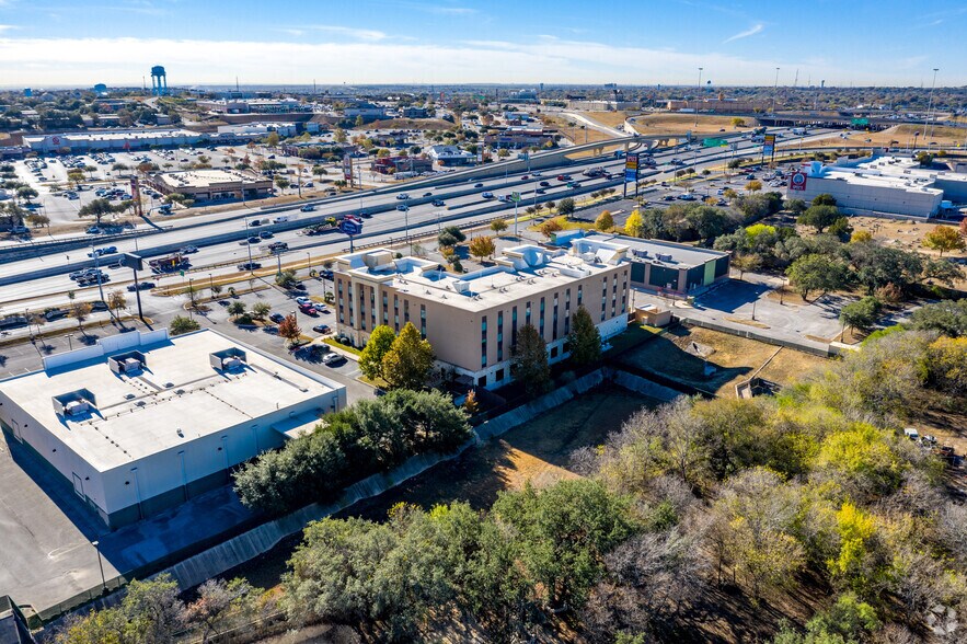 14655 IH-35 N Access Rd, Selma, TX à vendre - Aérien - Image 2 de 5