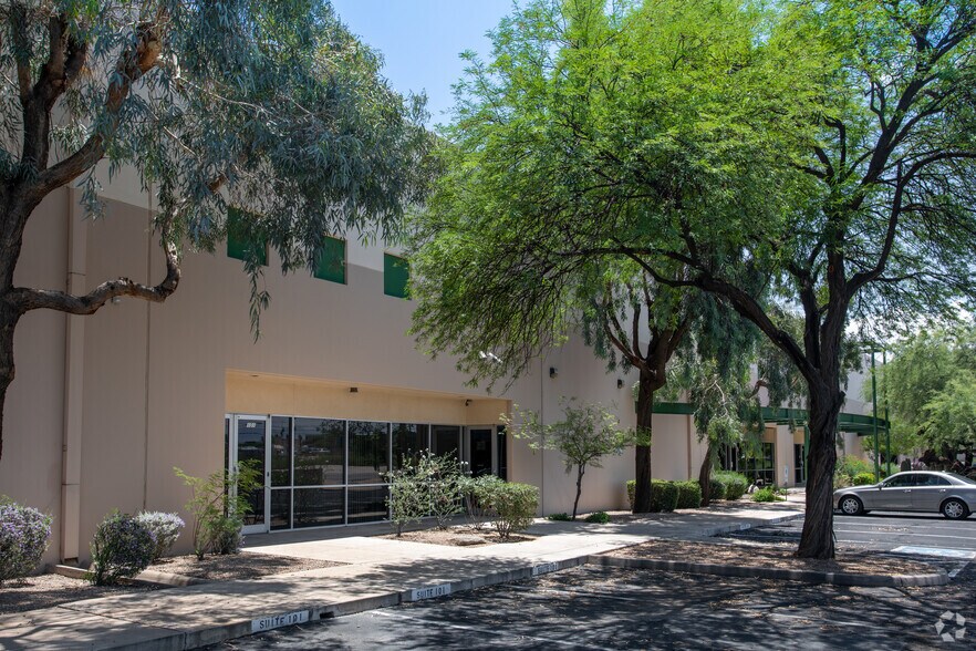 6363 S Country Club Rd, Tucson, AZ à vendre - Photo du bâtiment - Image 2 de 21