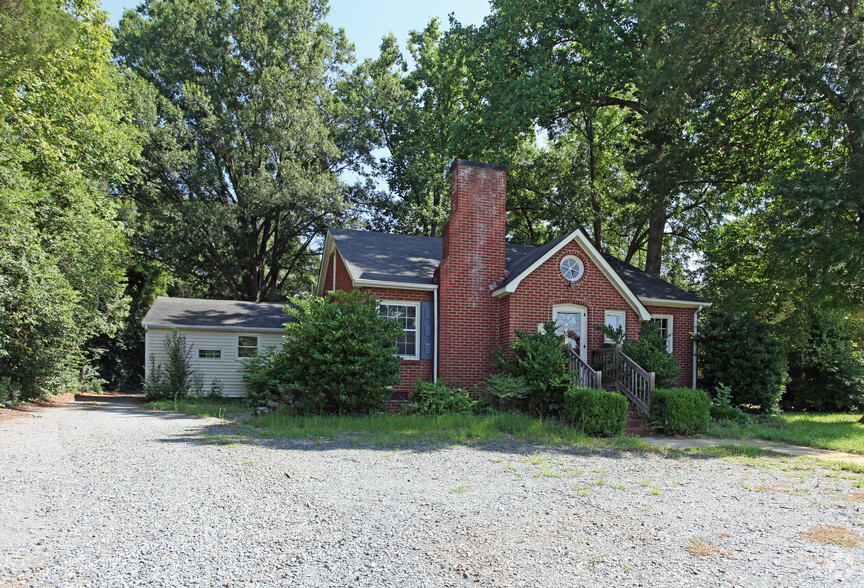 3623 Central Ave, Charlotte, NC à vendre - Photo principale - Image 1 de 1