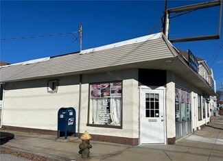 Plus de détails pour 899 Cranston St, Cranston, RI - Commerce de détail à vendre