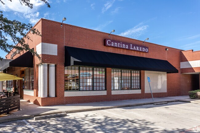 More details for 4546 Belt Line Rd, Addison, TX - Retail for Lease