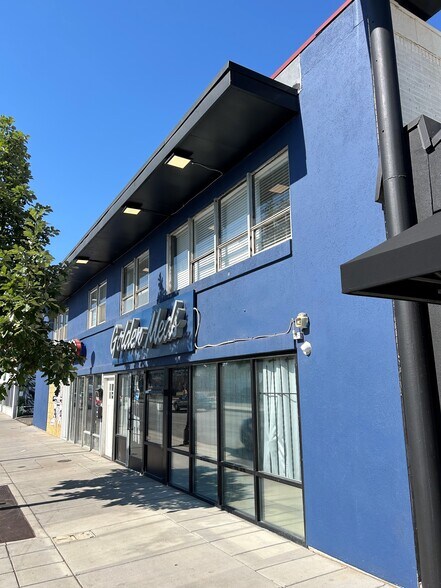 1755 S Broadway, Denver, CO à vendre - Photo du bâtiment - Image 2 de 5