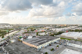 3320-3350 W 17th Ct, Hialeah, FL - AERIAL  map view